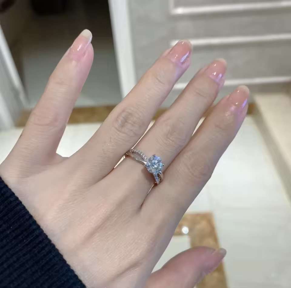 FEMALE RING