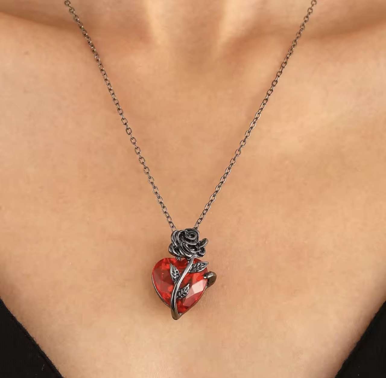 Gothic Rose Red Love Necklace Women's Y2K Jewelry Silver Color Tonebloody Human Heart Pendant Jewelr