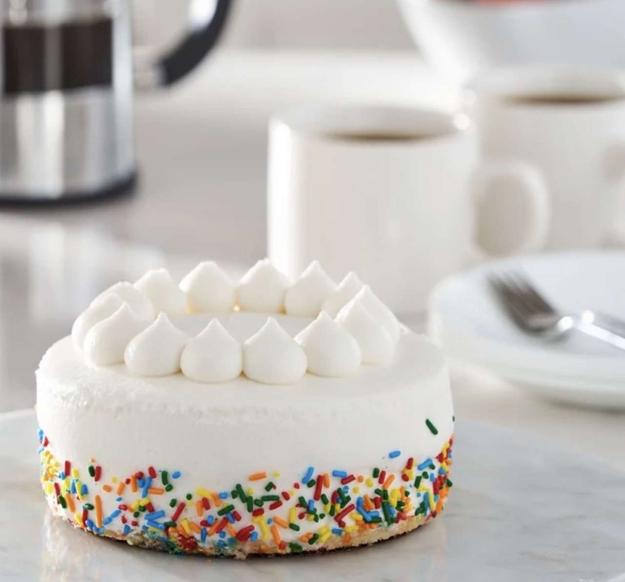 🇺🇸 ONLY . Freshness Guaranteed 5-Inch Double Layer Vanilla Cake, 15.9 oz