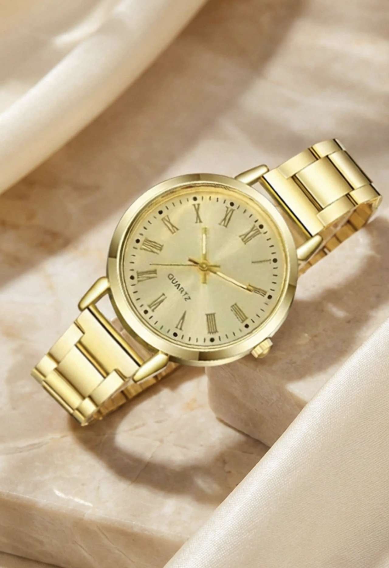 2pcs/Set Women's Watch, Minimalist Fashion Roman Numeral Dial Steel Strap Quartz Watch