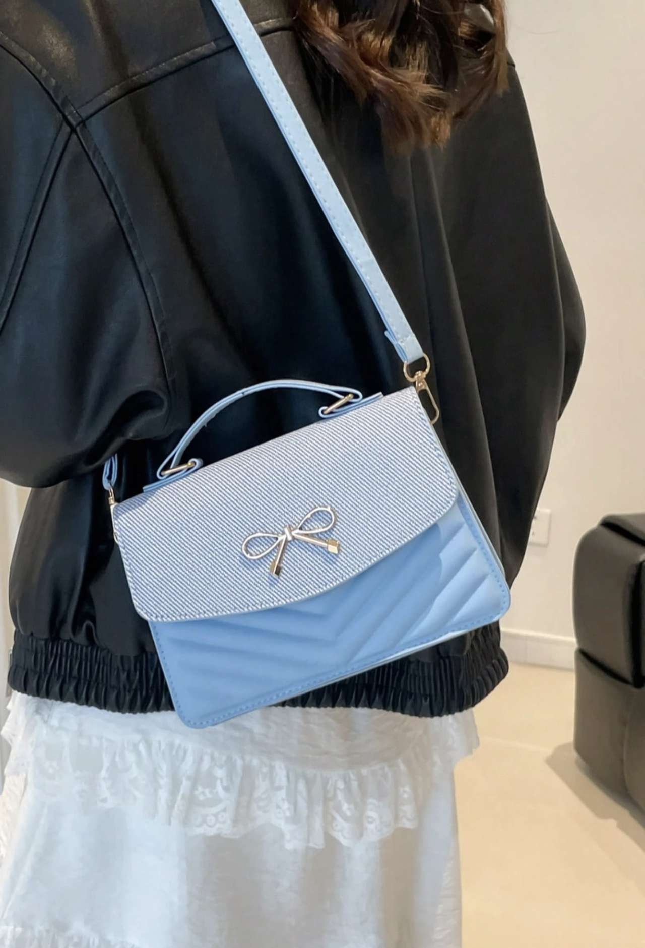 Solid Color PU Leather Patchwork Bow Design Flap Shoulder Crossbody Square Bag, Suitable For Women's