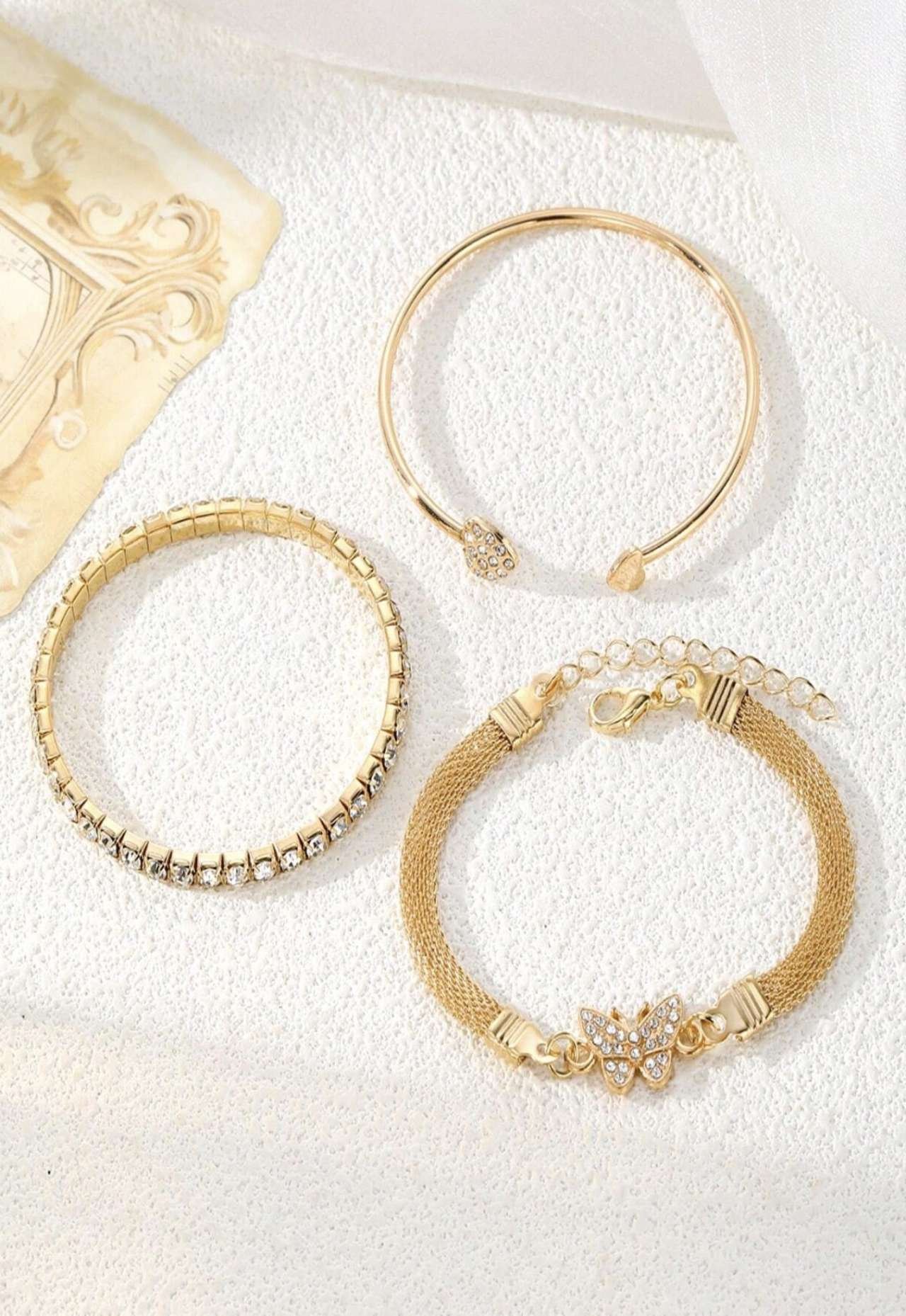 3pcs/Set Luxury Fashion Minimalist Personalized Rhinestone Butterfly & Heart Layered Bangle Bracelet