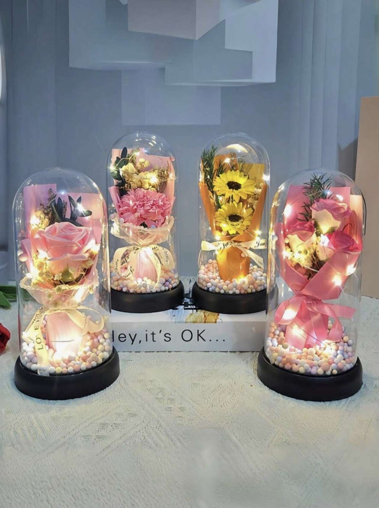 1pc Artificial Glowing Rose Bouquet Gift Box, Small Sunflower, Carnation And Tulip Bouquet, Eternal 
